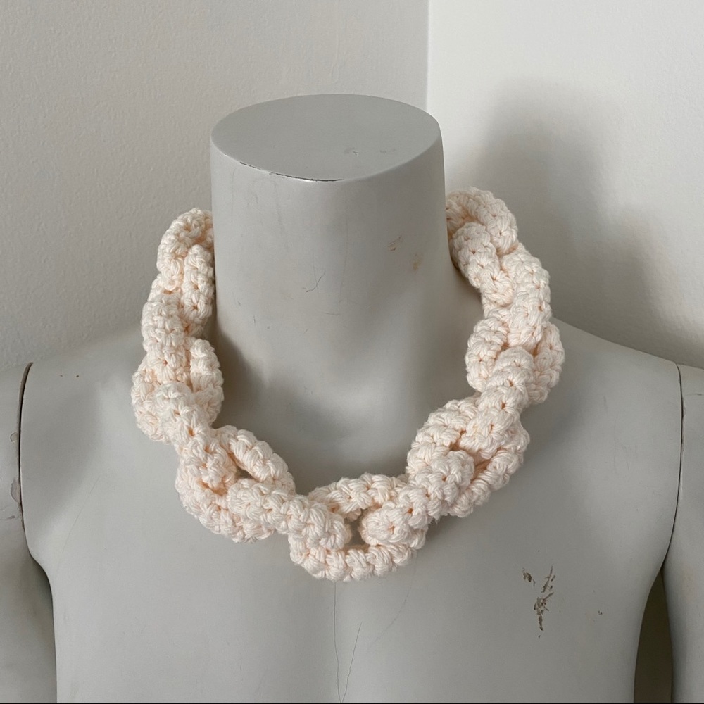 YOKOO Mini Handmade Knit Chain Scarf